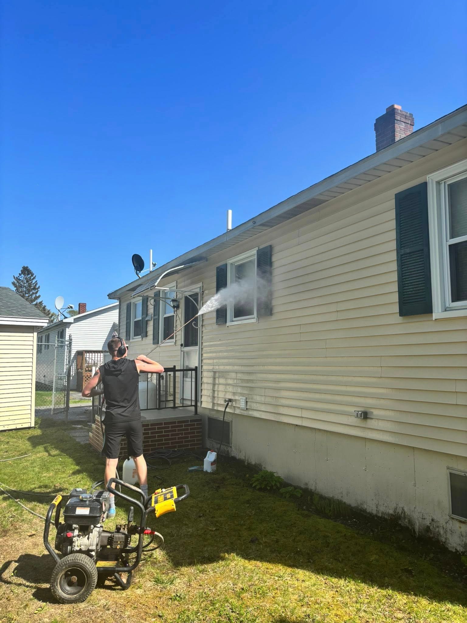 Siding Soft Washing